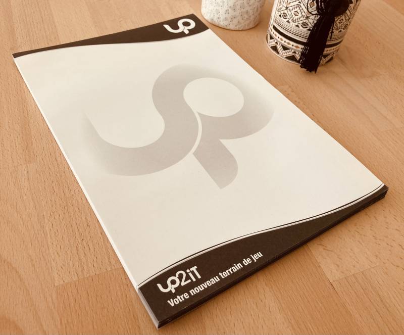 Bloc papier format A4 avec 50 feuilles imprimées pour cadeau d'entreprise à Limoges 87