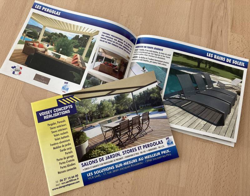 Brochure 8 pages en paysage A5 pour menuisier spécialiste store à Carry le Rouet 13