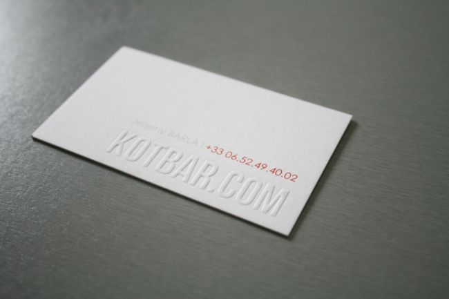 Carte COTTON blanche embossée 600gr