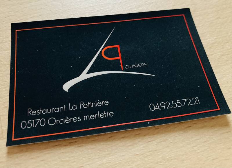 Carte de visite avec pelliculage velour et Vernis 3D pour restaurant de montagne à Orcières Merlette 05