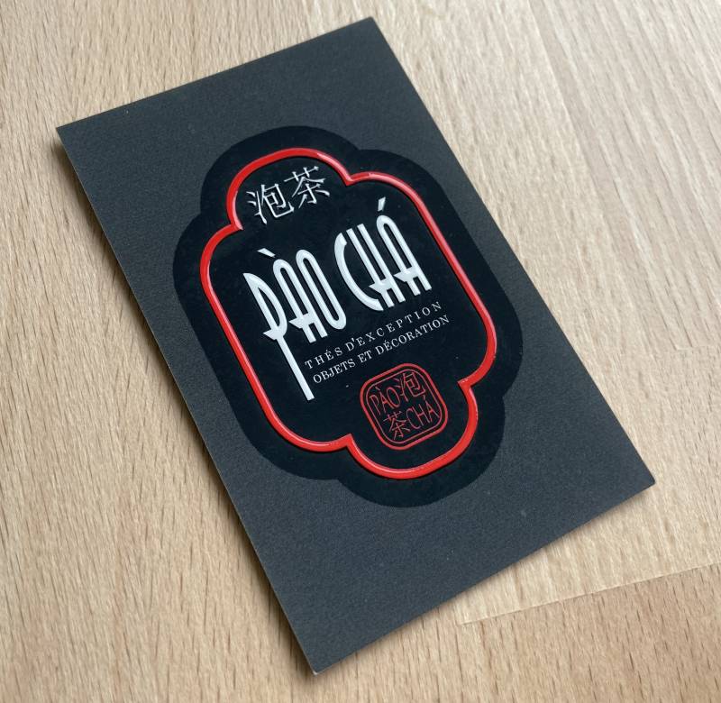 Carte de visite papier 350gr avec pelliculage soft touch et vernis selectif 3D pour restaurant a Poitier 86