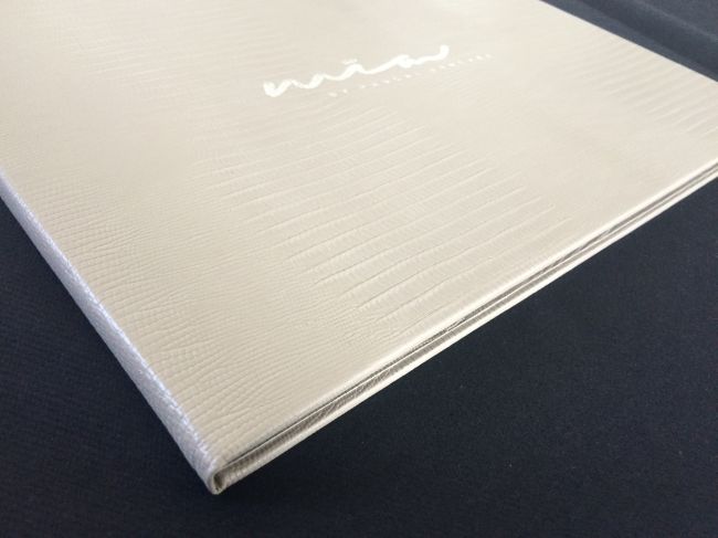 Menu en cuir pour Restaurant étoilé à Toulon (83)