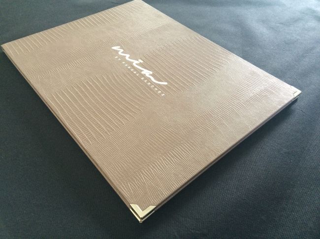 Menu en Simili cuir Lézard pour Restaurant à Grenoble (38)