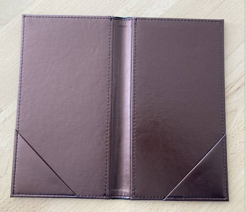 Intérieur Porte addition simili cuir bicolor Noir et Cuivre avec inserts pour Brasserie à Le Havre 76