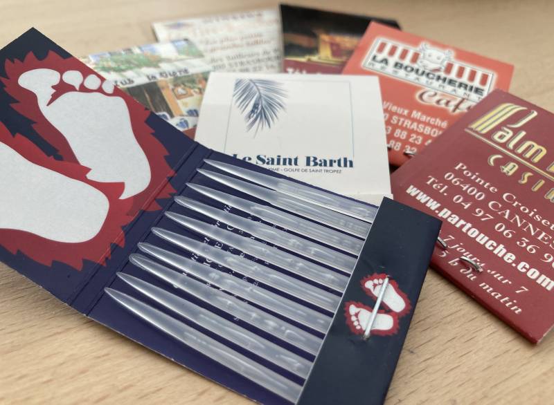Pochette cure-dents plastique personnalise pour Restaurant à Marseille 13001