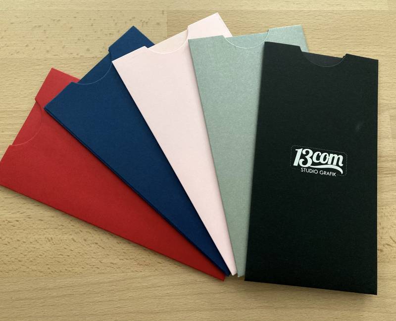 Pochette tirette coloris carte de visite métal pour Club privé à Rennes 35