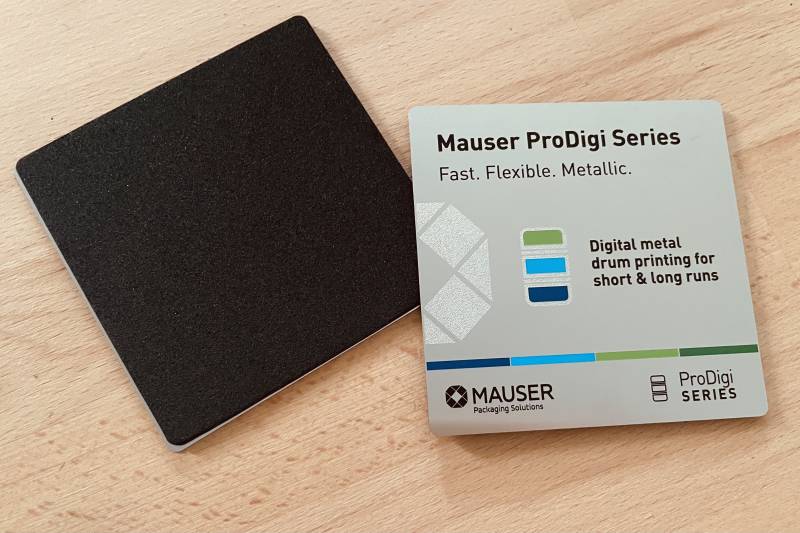 Sous bock haut de gamme en métal argent avec gravure et impression pour restaurant à Auxerre 89