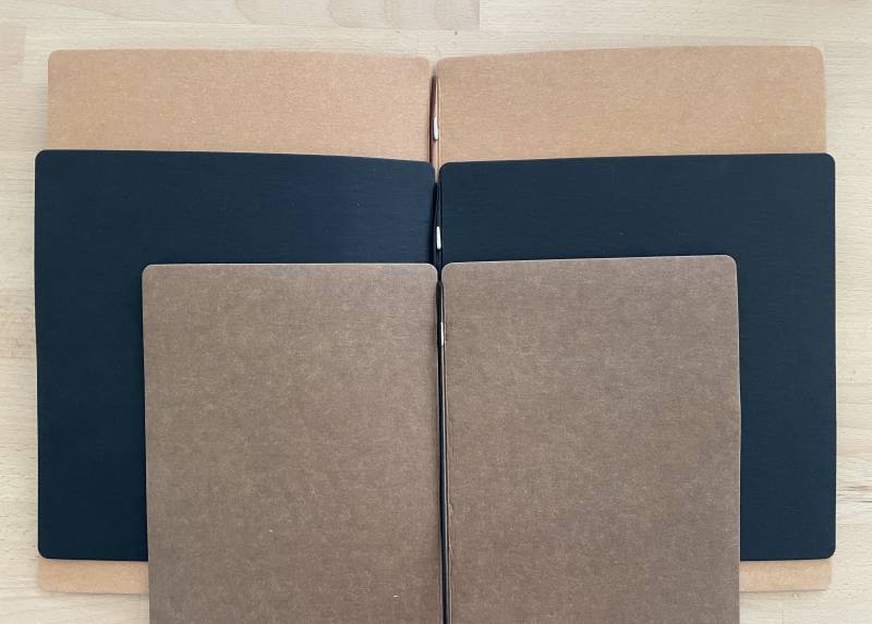 coloris de carton pour les menus combinés couverture simili cuir pour restaurant à Toulouse 31