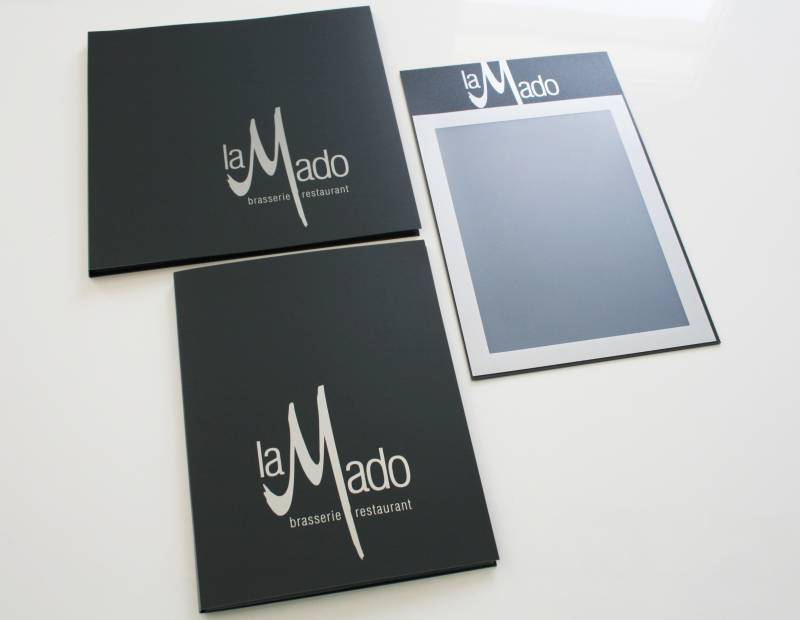 Custom Band personnalisé pour solution feuille simple dans menu en polypropylène noir pour pizzeria à Bastia 20