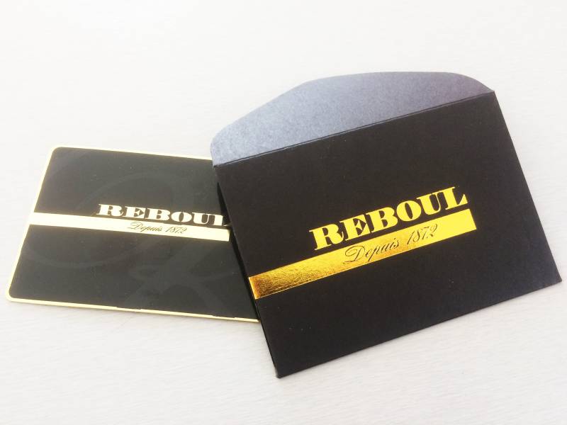 Enveloppe noire format carte de membre pour boutique prêt à porter à Marseille 13