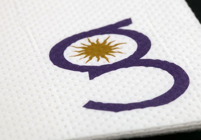 Serviette bonne qualité - double points détail